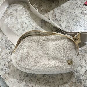 Lululemon Athletica Cream Crossbody Sherpa Bag